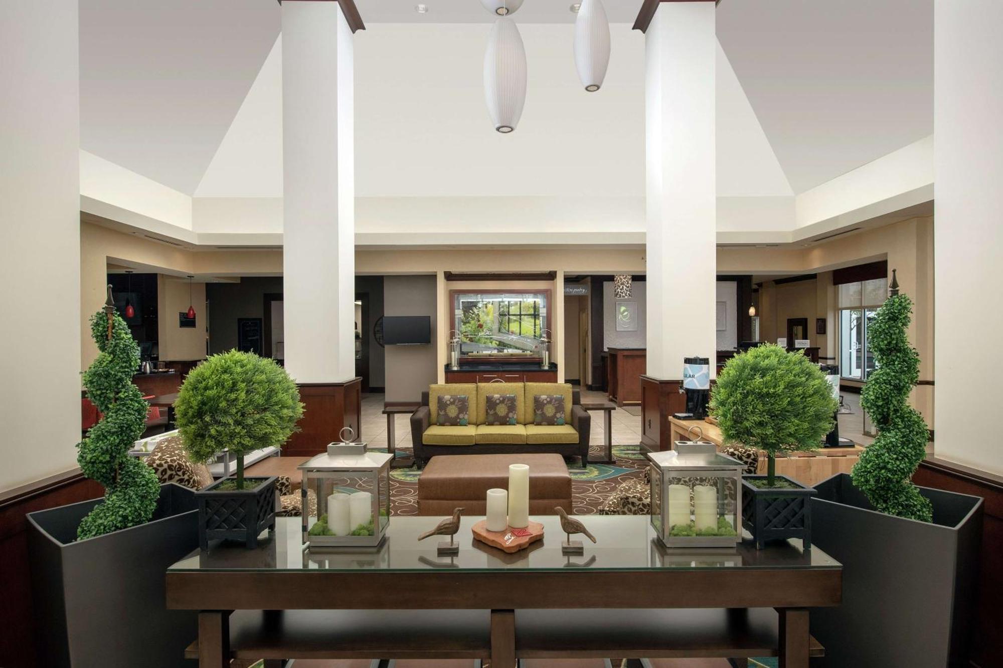 Hilton Garden Inn Одесса Экстерьер фото
