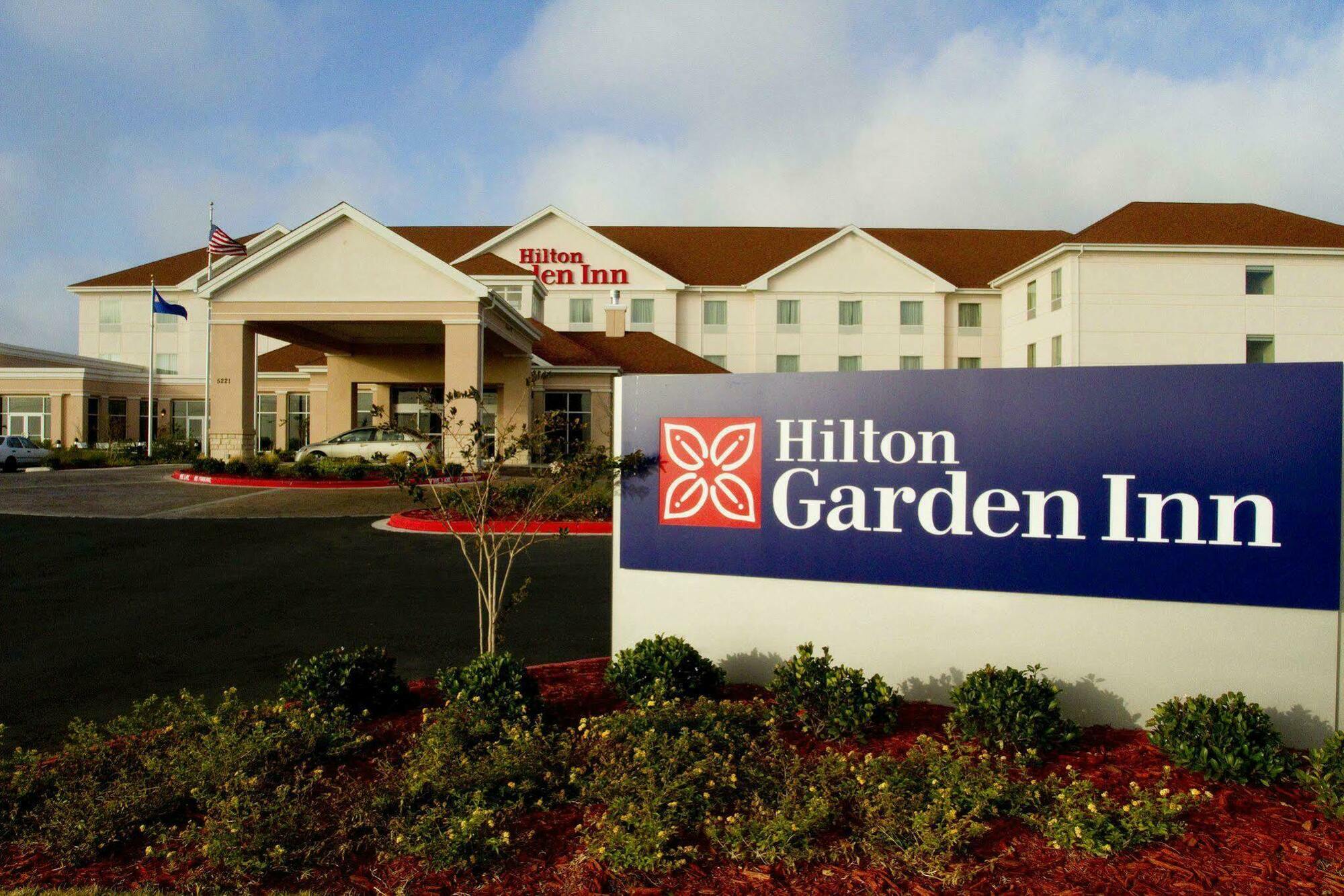 Hilton Garden Inn Одесса Экстерьер фото