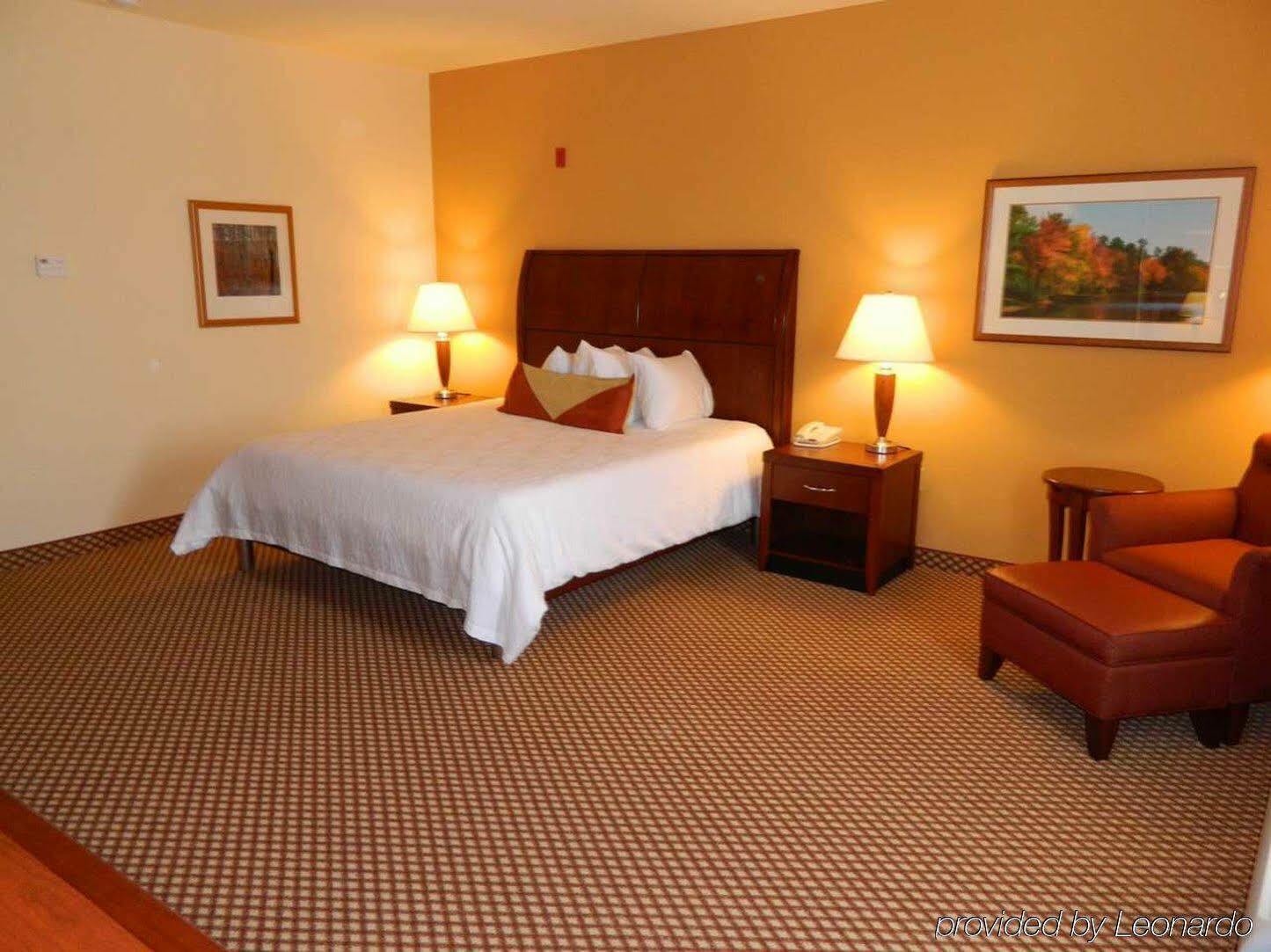 Hilton Garden Inn Одесса Экстерьер фото